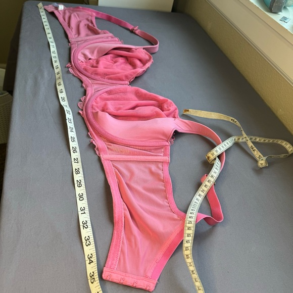 Cacique size 46DDD pink lace unlined bra with black detail on front - Picture 6 of 6